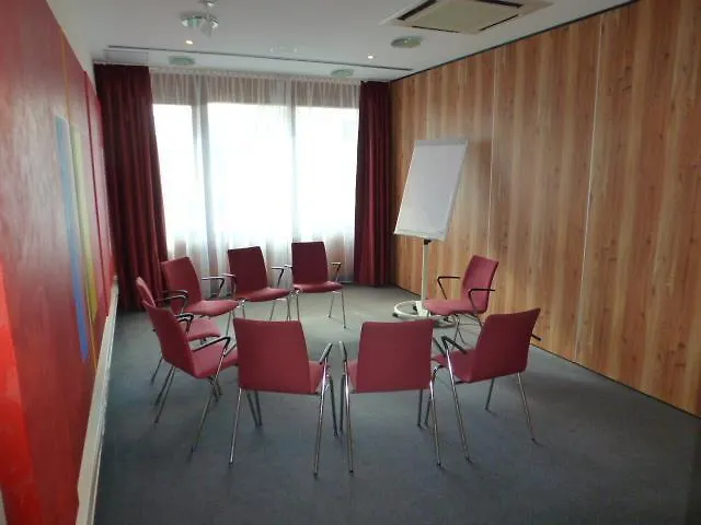 Plaza Premium Parkhotel Neu-Ulm Szálloda